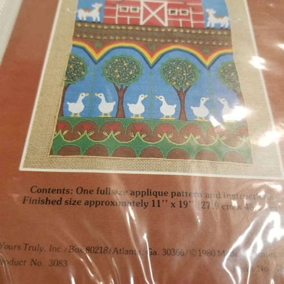 1980 Yours Truly Rainbow Farm applique pattern. New old stock Pat015 - Picture 3 of 5